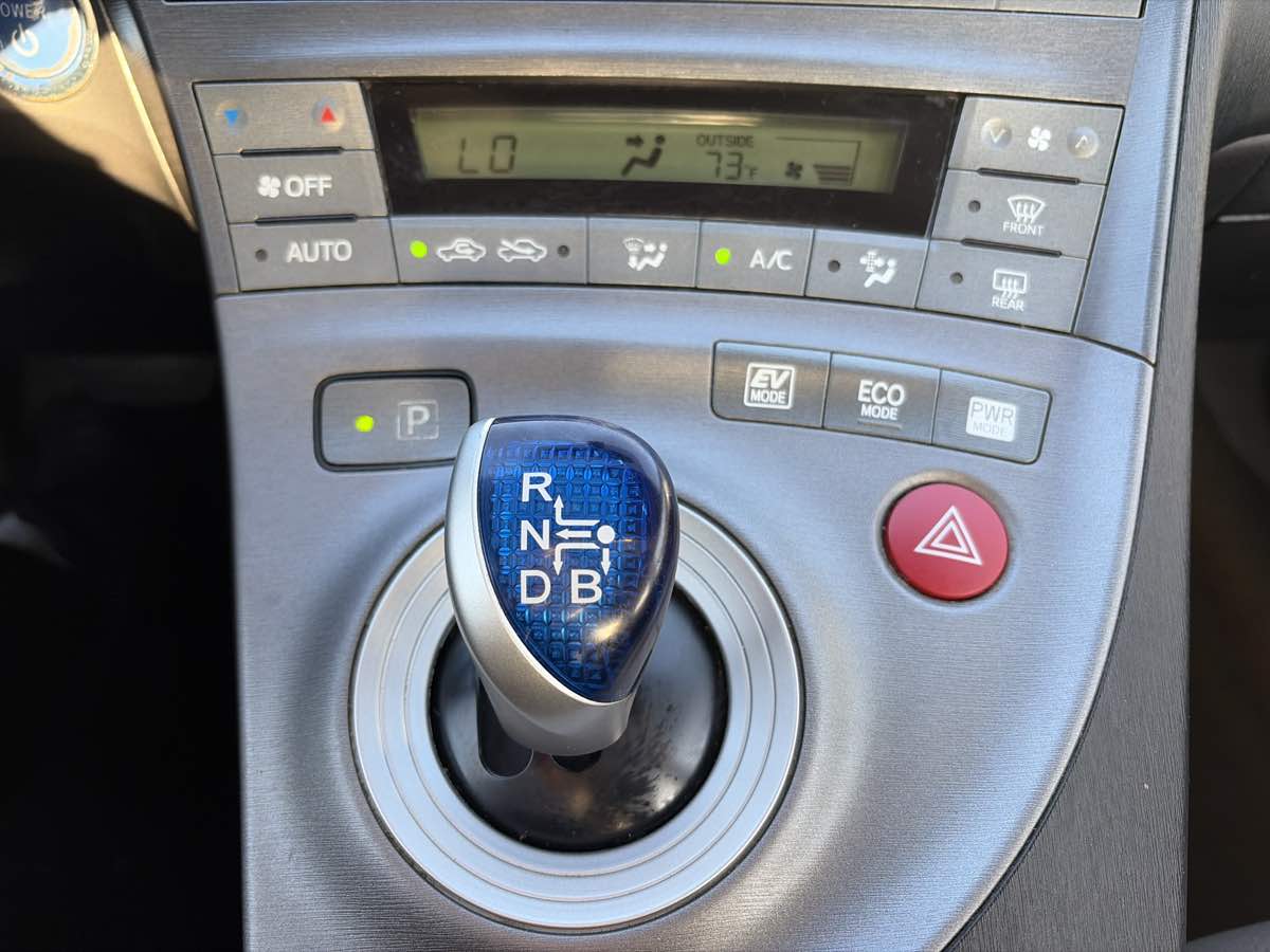 Toyota Prius photo 40