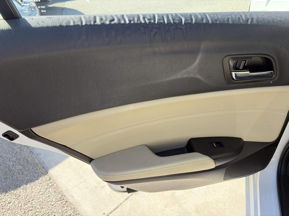 Acura ILX photo 12