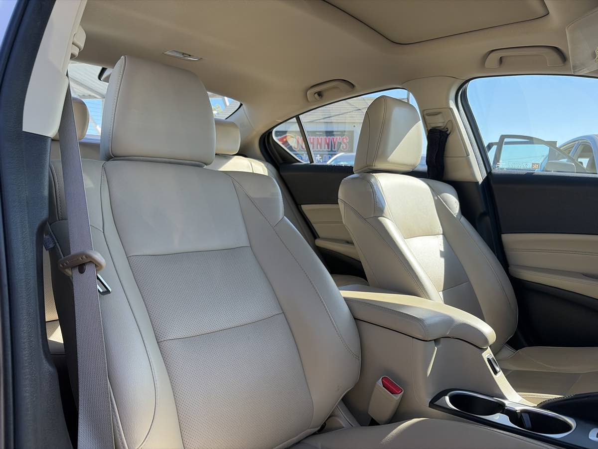 Acura ILX photo 26
