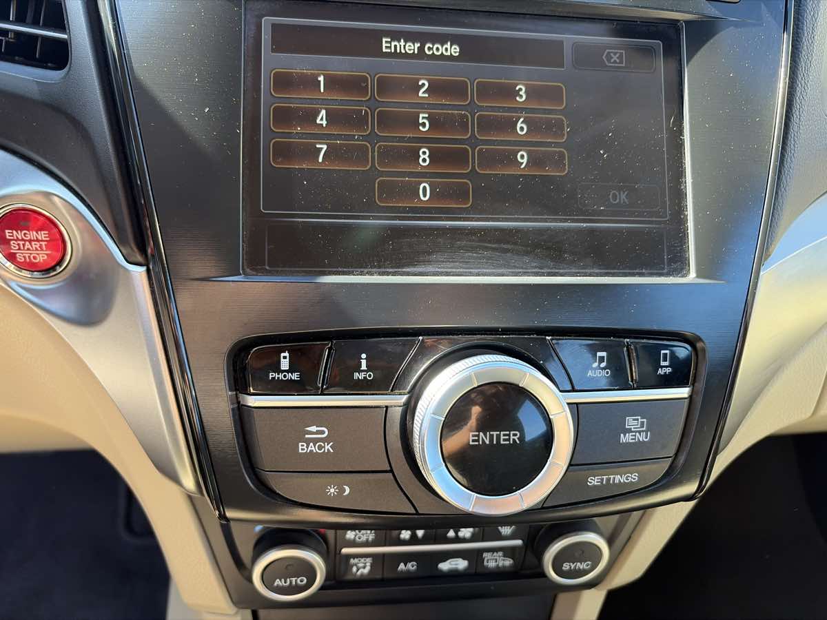 Acura ILX photo 37