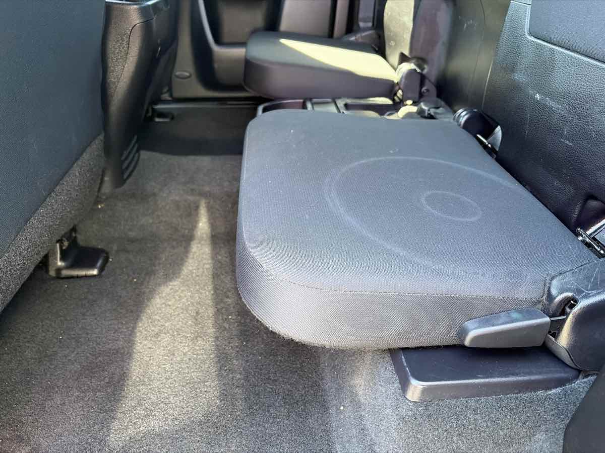 Toyota Tacoma photo 13