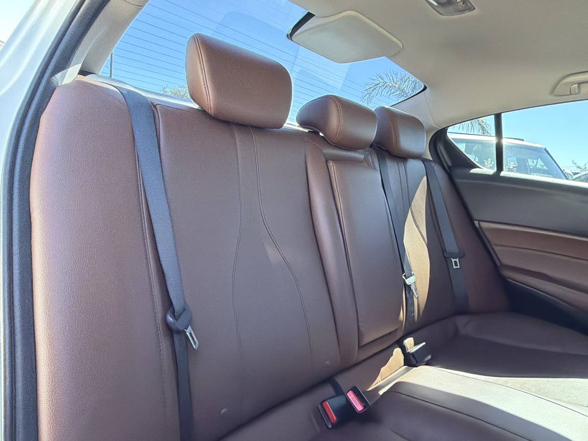 Acura ILX photo 21