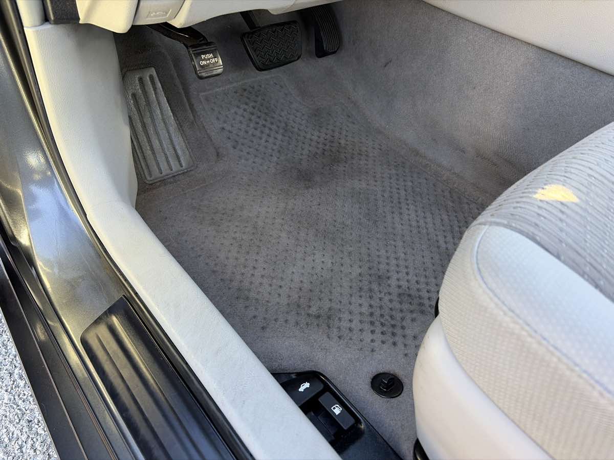 Toyota Camry photo 19