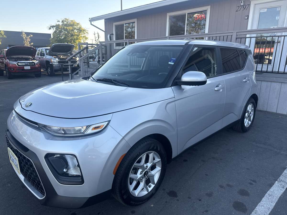 2020 Kia Soul S - Photo 4