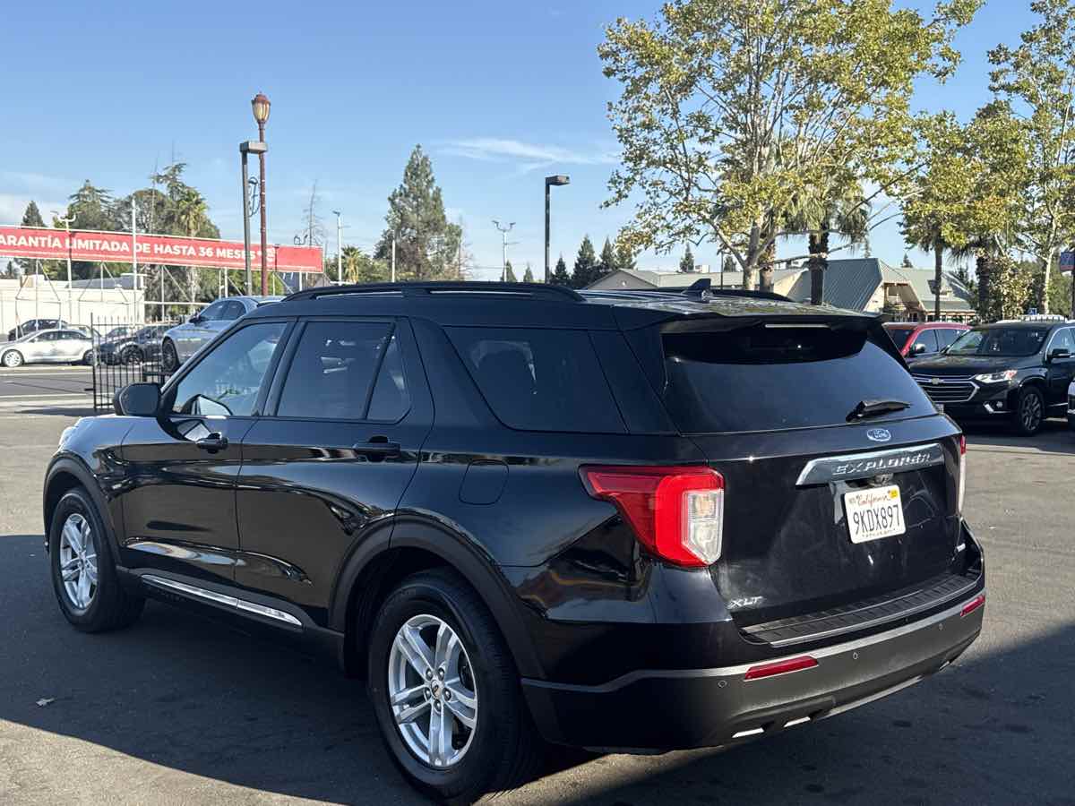 2020 Ford Explorer XLT - Photo 5