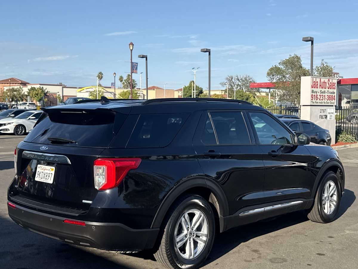 2020 Ford Explorer XLT - Photo 7