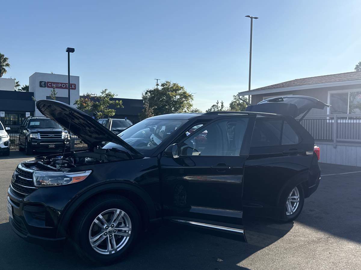 2020 Ford Explorer XLT - Photo 12