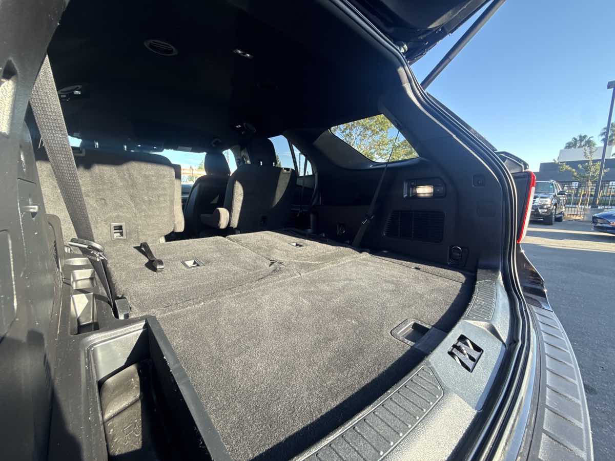 2020 Ford Explorer XLT - Photo 25
