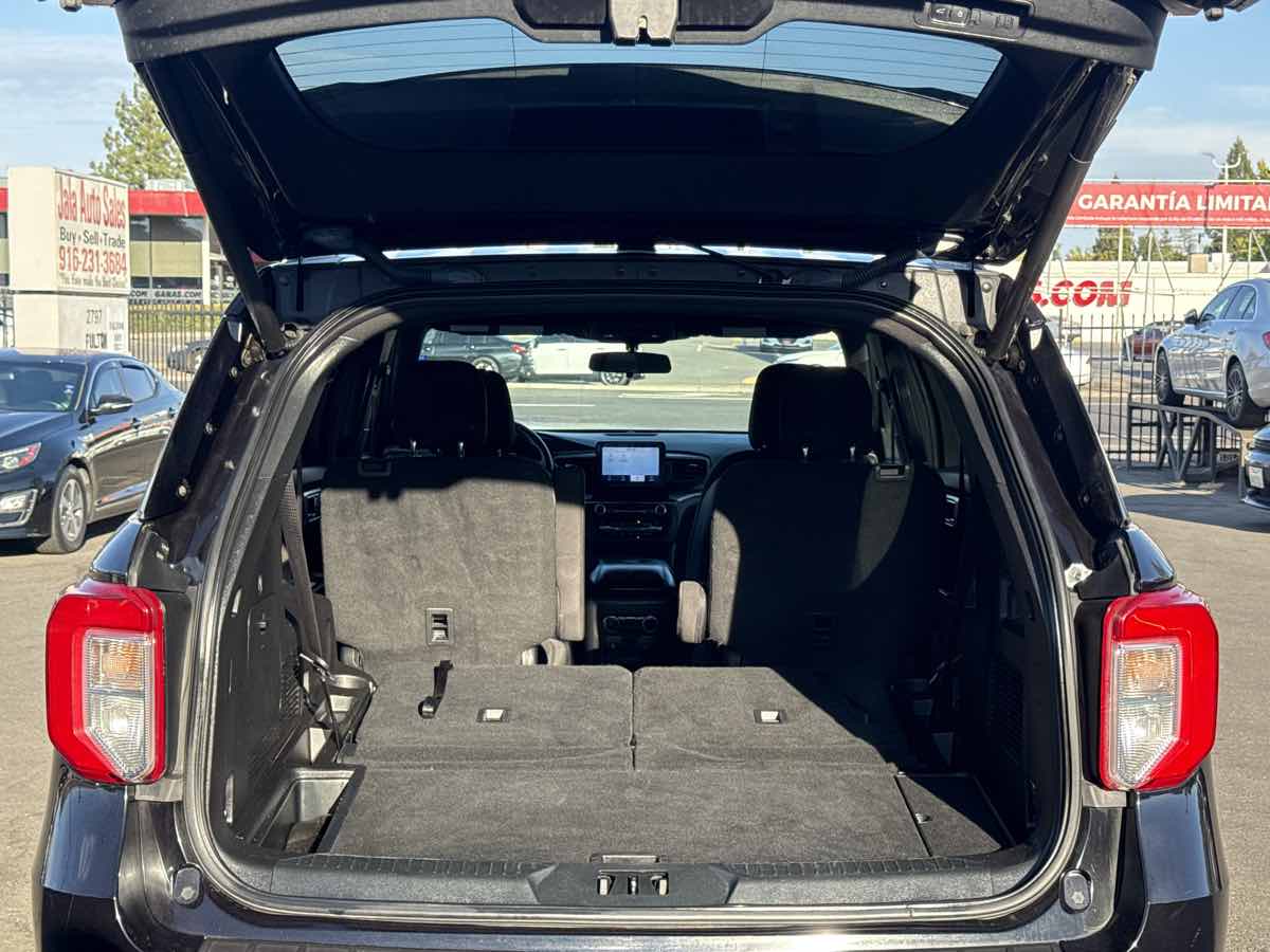 2020 Ford Explorer XLT - Photo 26