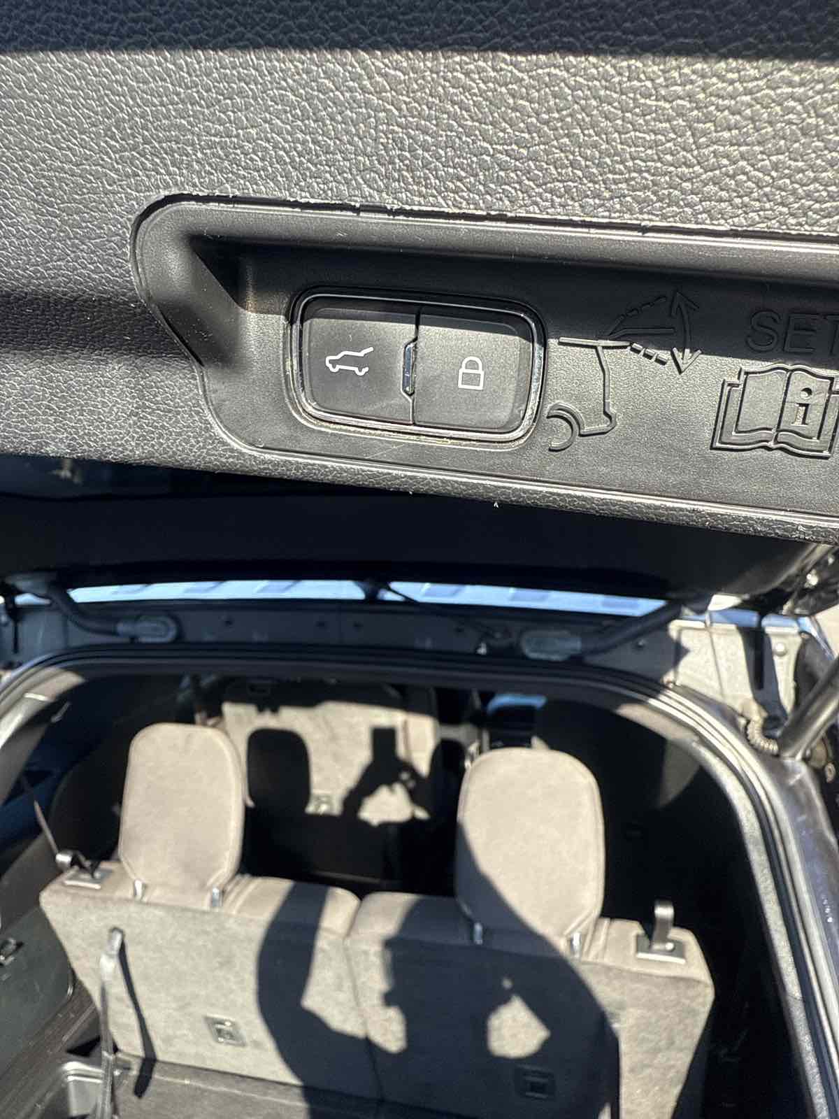 2020 Ford Explorer XLT - Photo 27