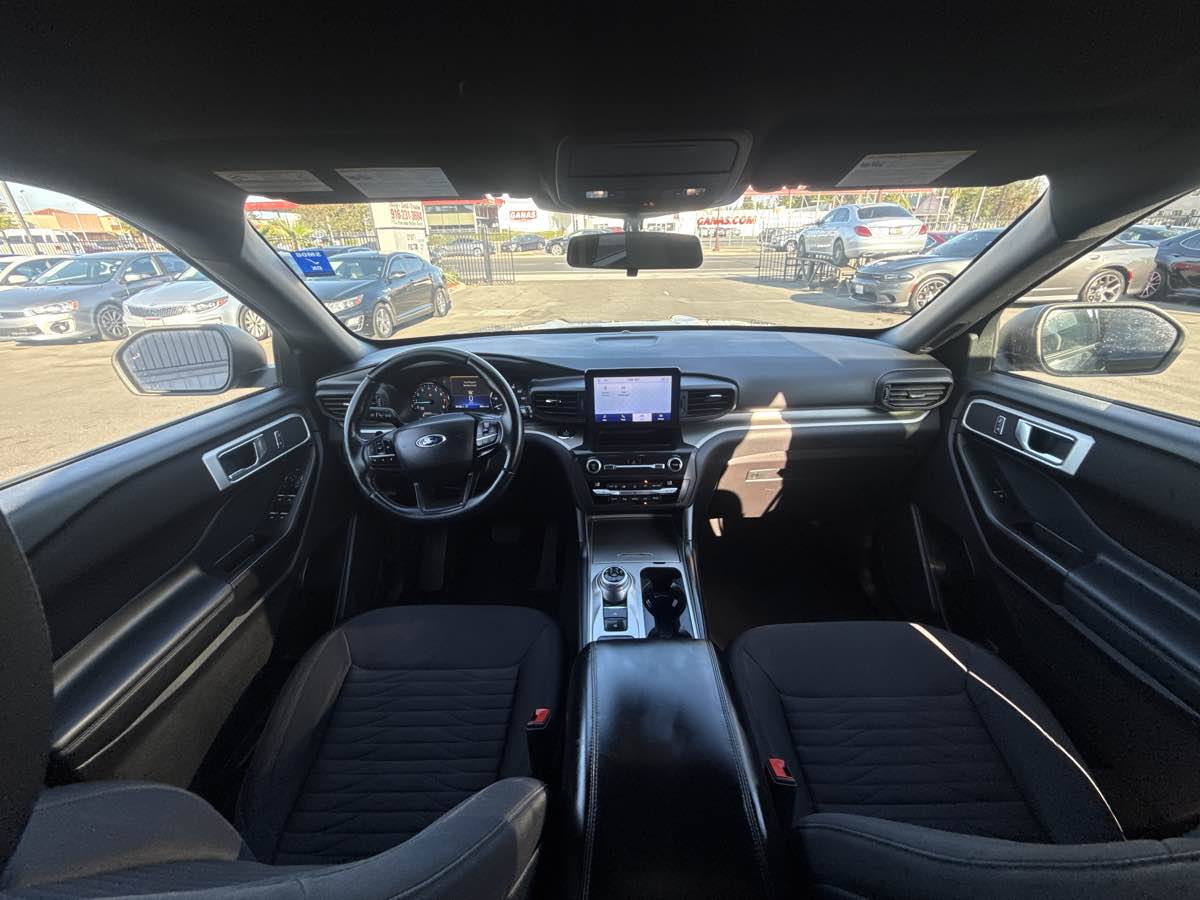 2020 Ford Explorer XLT - Photo 30