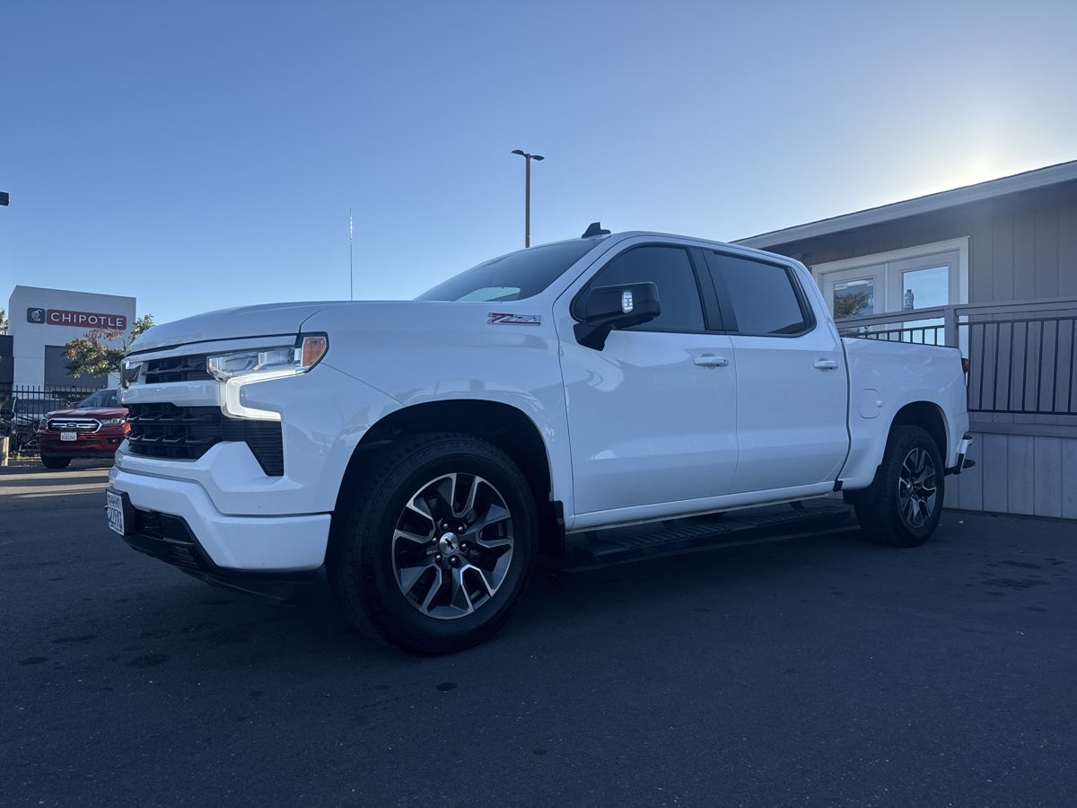 2022 Chevrolet Silverado 1500 RST - Photo 3