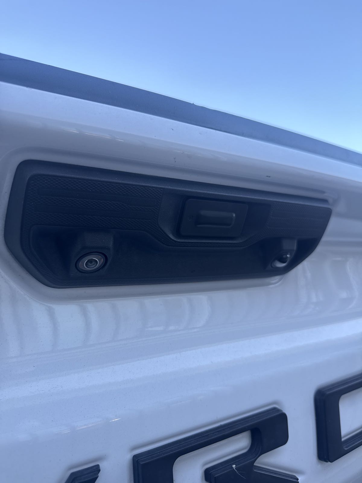 2022 Chevrolet Silverado 1500 RST - Photo 15