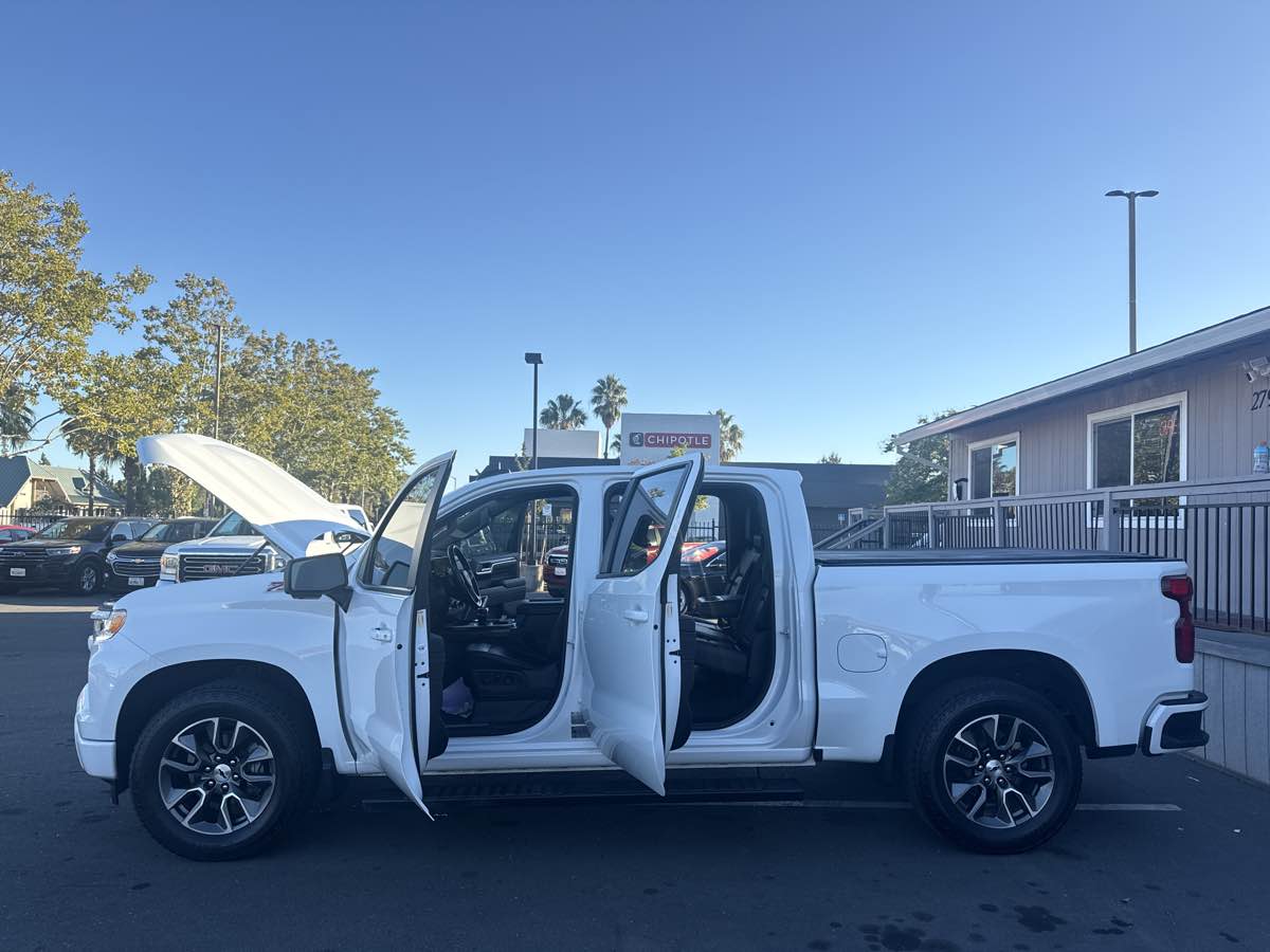 2022 Chevrolet Silverado 1500 RST - Photo 21