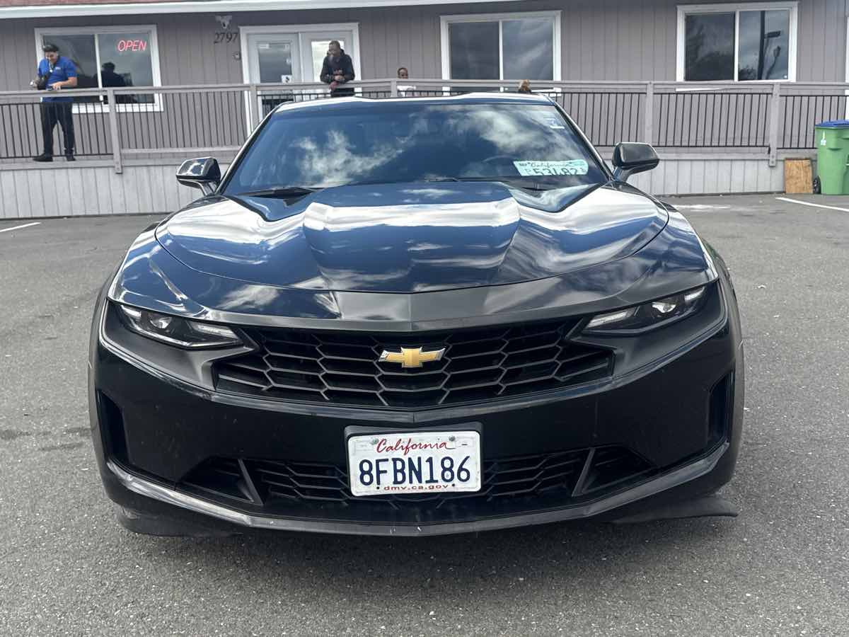 2019 Chevrolet Camaro 1LS 1LT photo 2