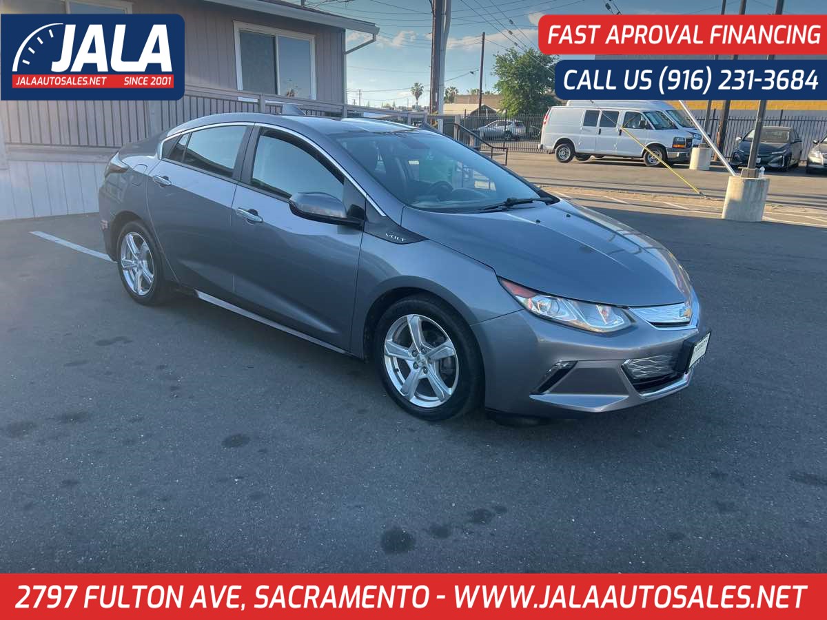 2018 Chevrolet Volt LT's photo