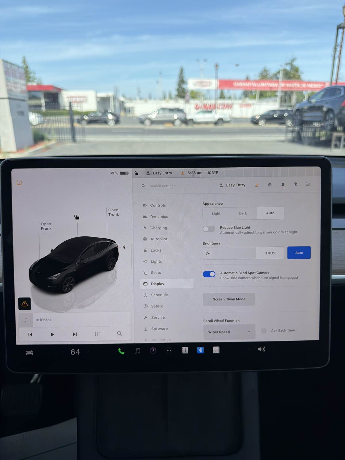 Tesla Model Y photo 46