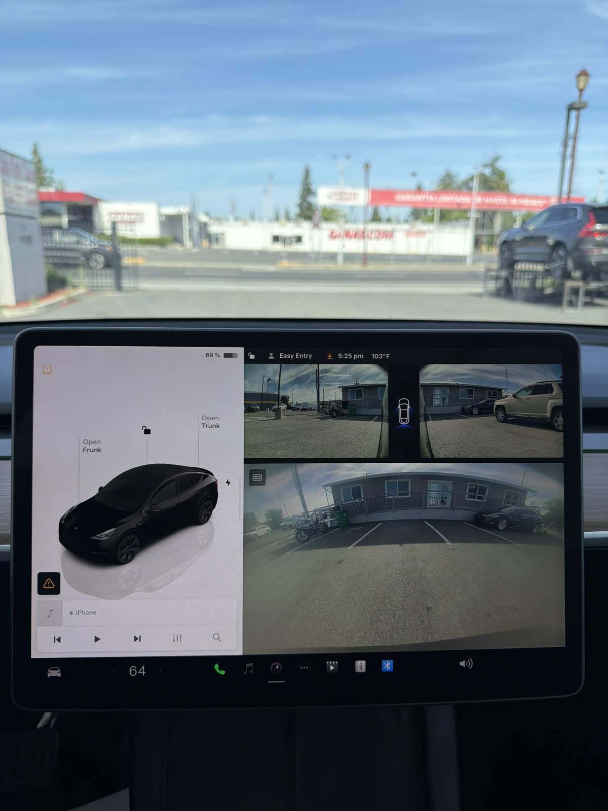 Tesla Model Y photo 58