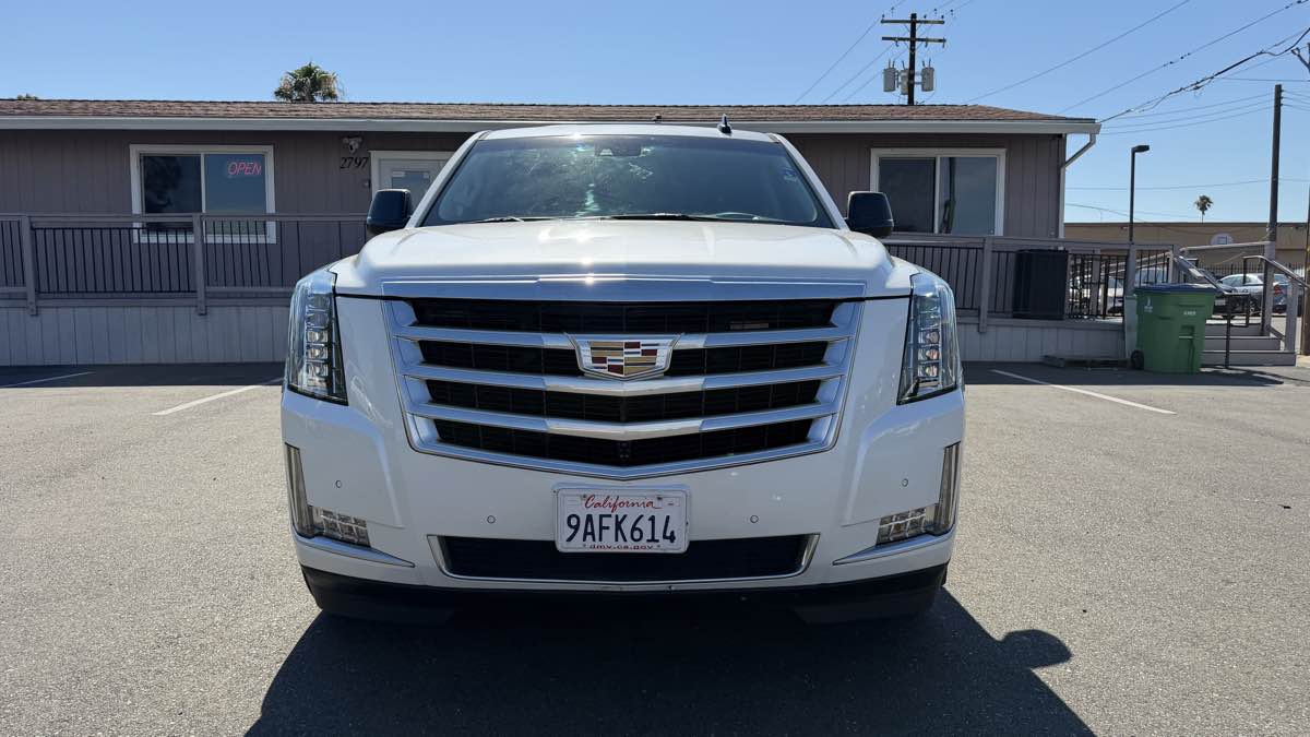 Cadillac Escalade photo 8