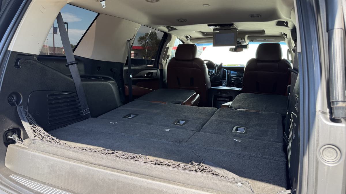 Cadillac Escalade photo 16