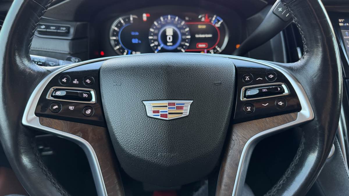 Cadillac Escalade photo 25