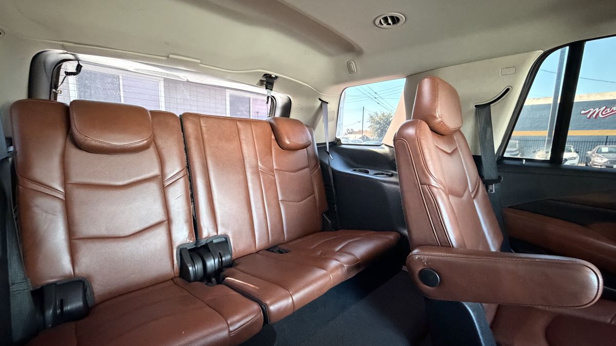 Cadillac Escalade photo 40