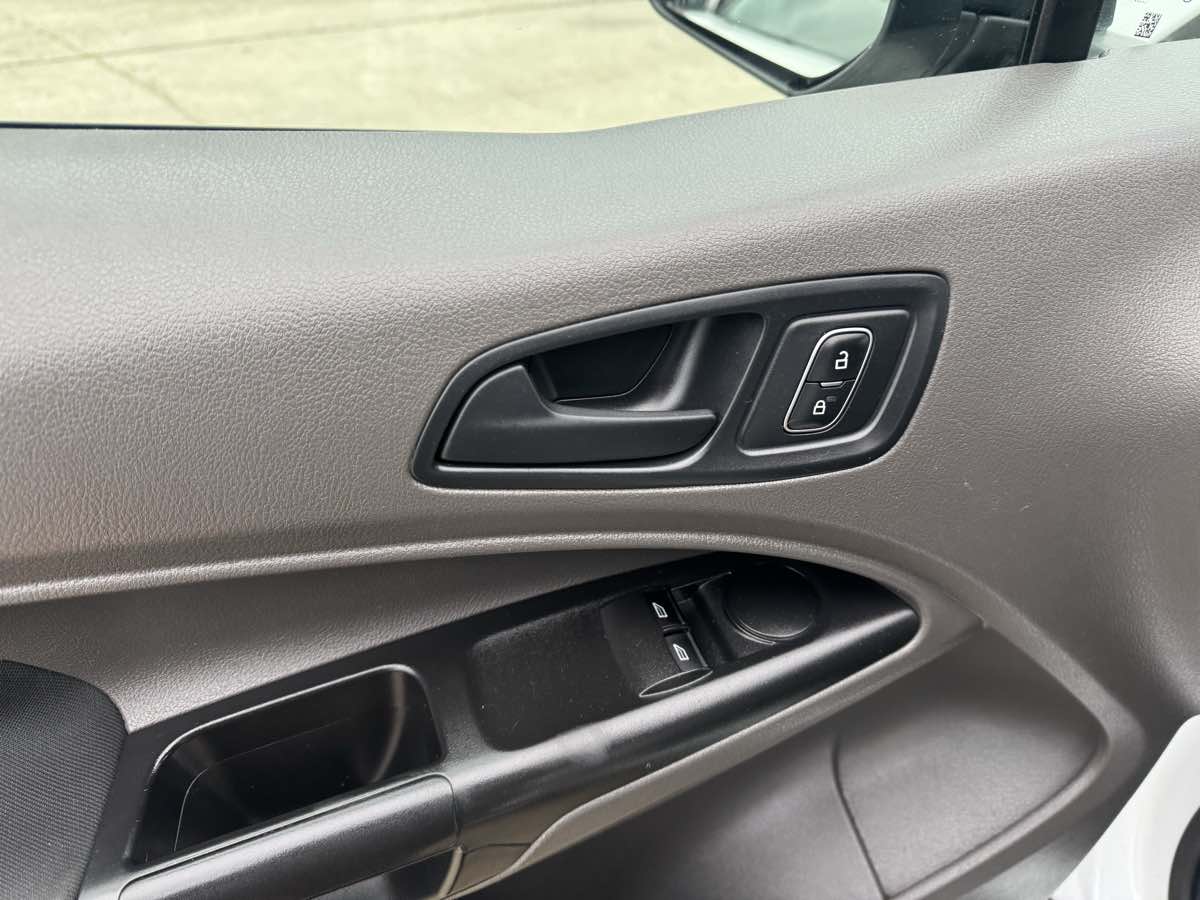 2019 Ford Transit Van XL photo 11