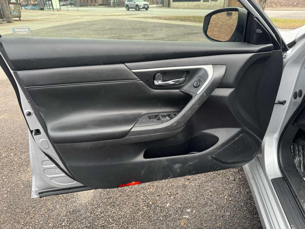 2018 Nissan Altima 2.5 SL photo 10