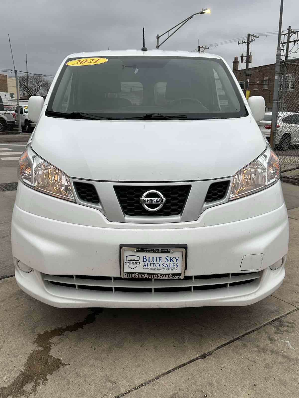 2021 Nissan NV200 SV photo 2