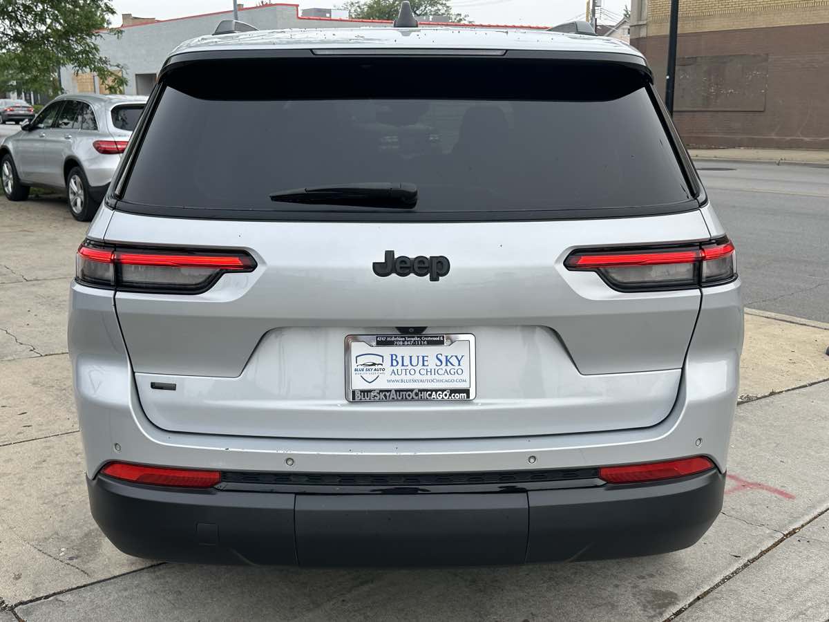 2021 Jeep Grand Cherokee Altitude photo 6