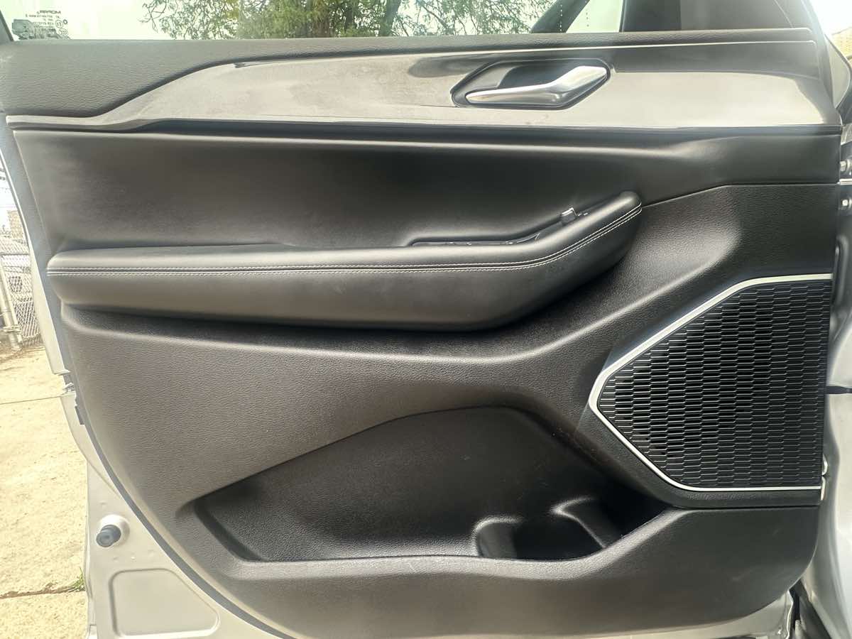 2021 Jeep Grand Cherokee Altitude photo 9