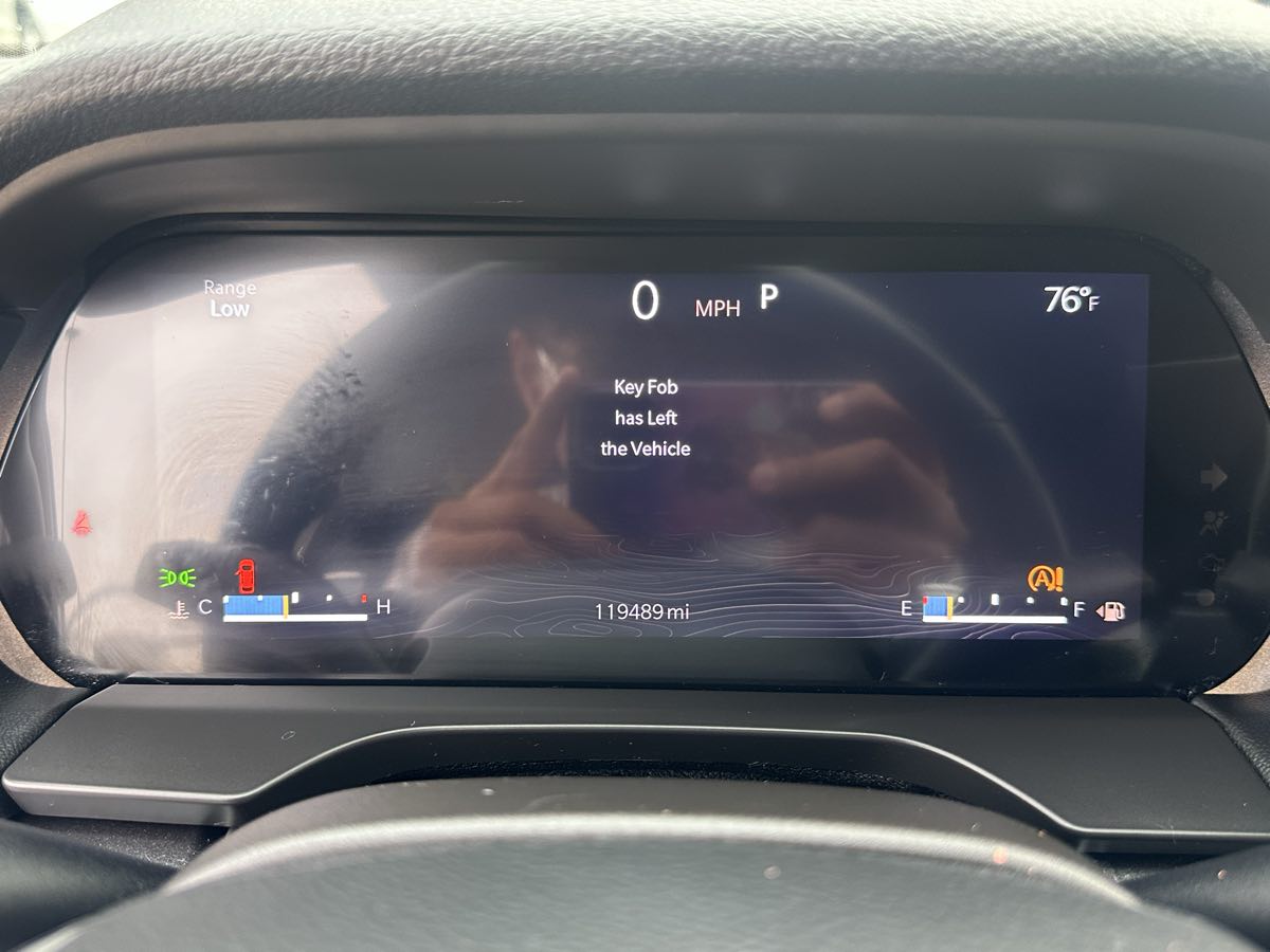 2021 Jeep Grand Cherokee Altitude photo 17