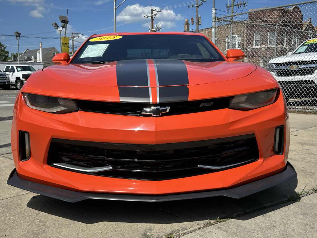 2018 Chevrolet Camaro 2LT photo 2
