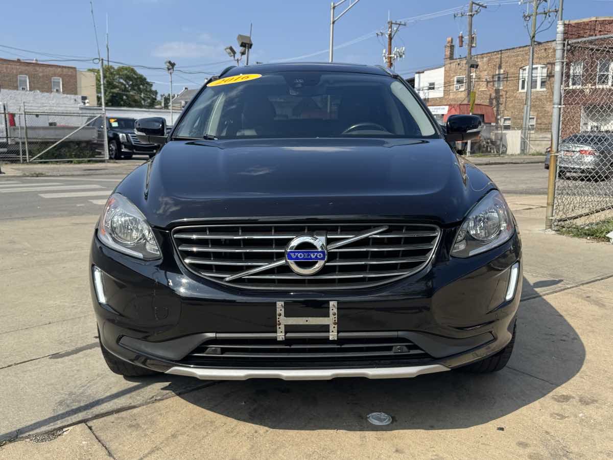2016 Volvo XC60 T5 Premier photo 2