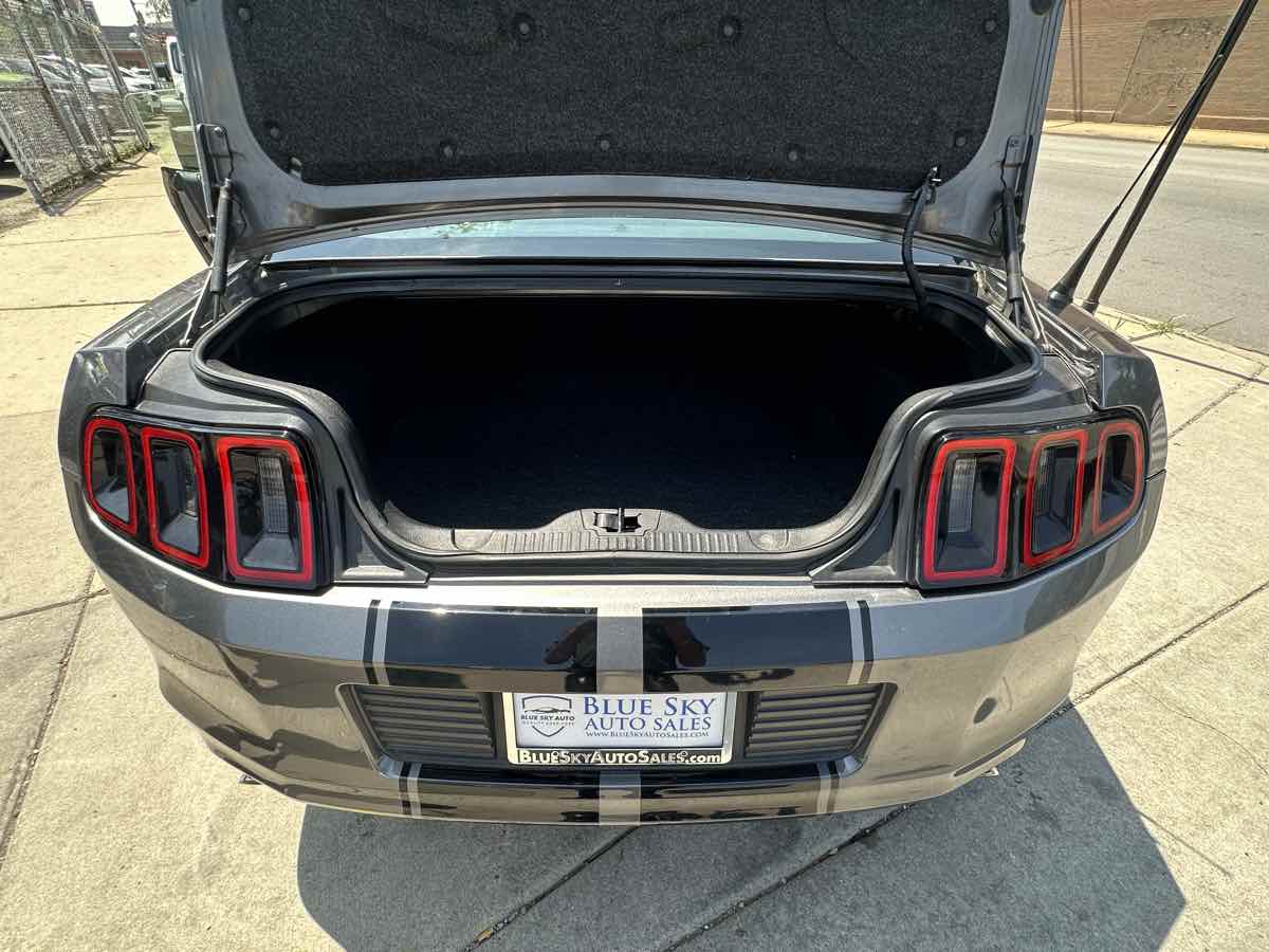 2014 Ford Mustang V6 photo 21