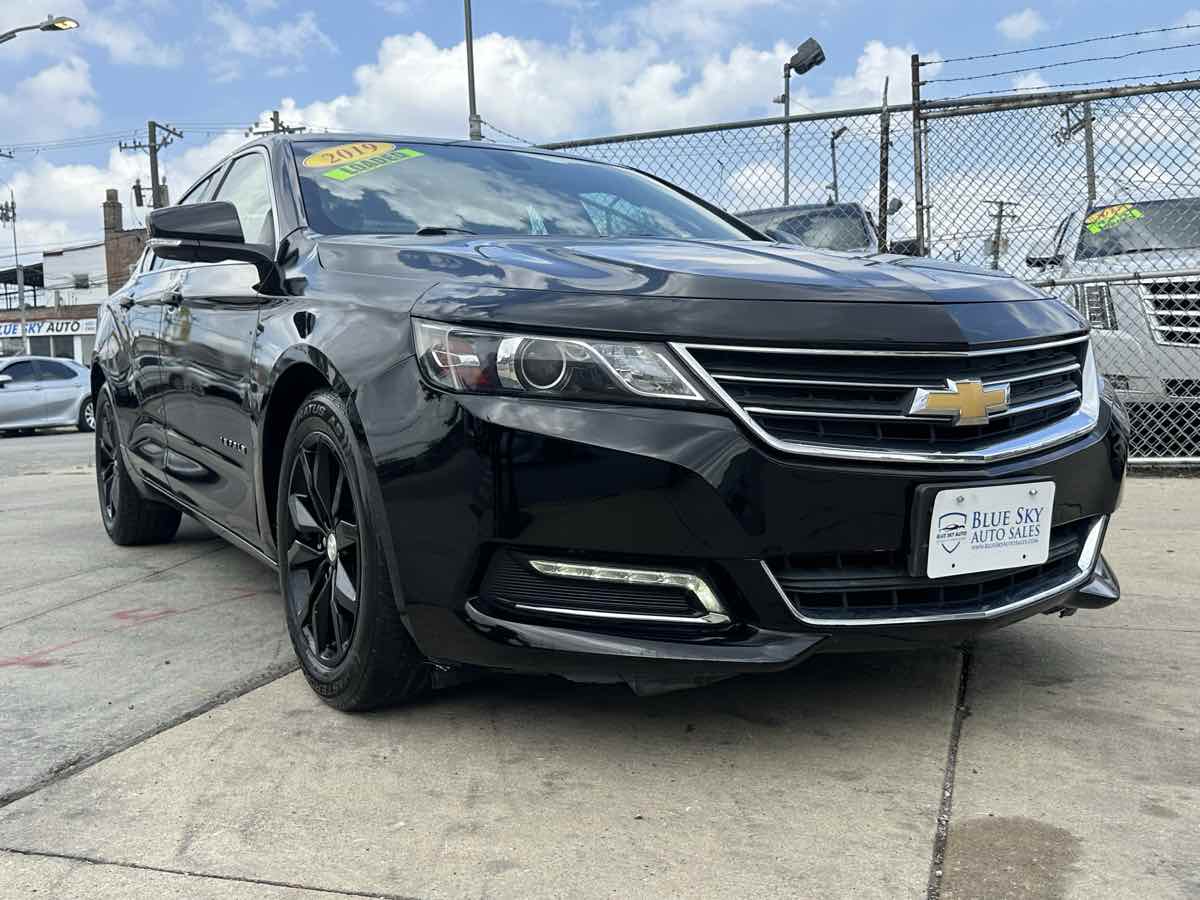 2019 Chevrolet Impala 1LT photo 2