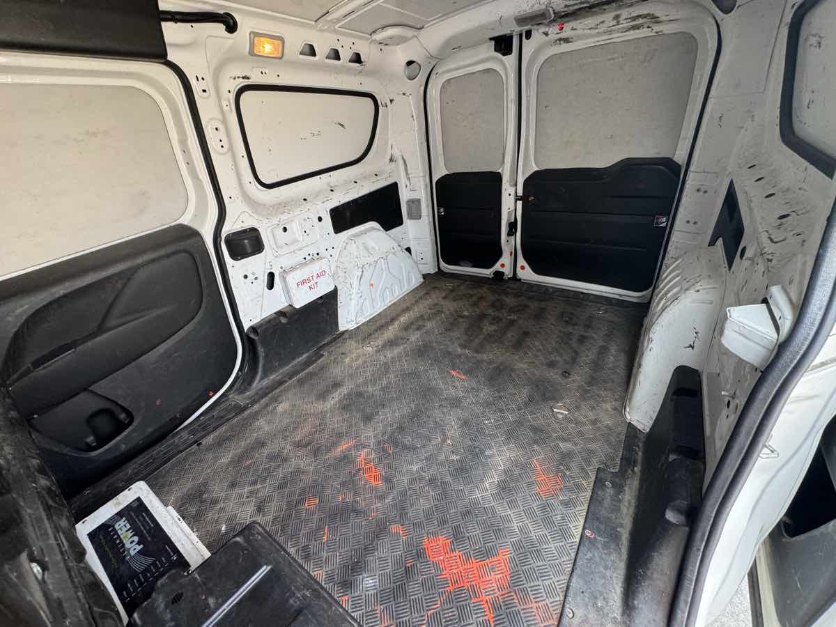 2019 RAM Promaster City Tradesman - Photo 16