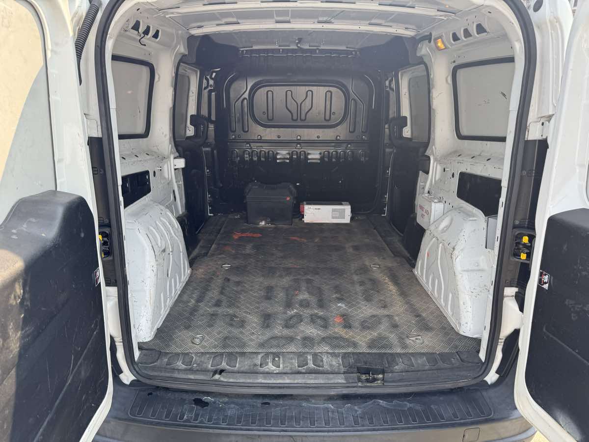 2019 RAM Promaster City Tradesman - Photo 17