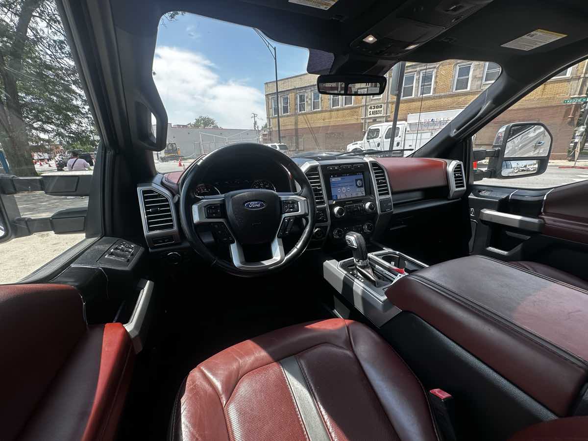 2019 Ford F-150 Platinum photo 15