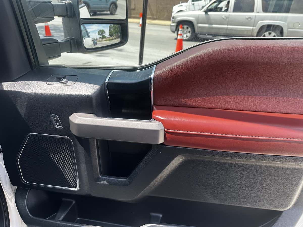 2019 Ford F-150 Platinum photo 20