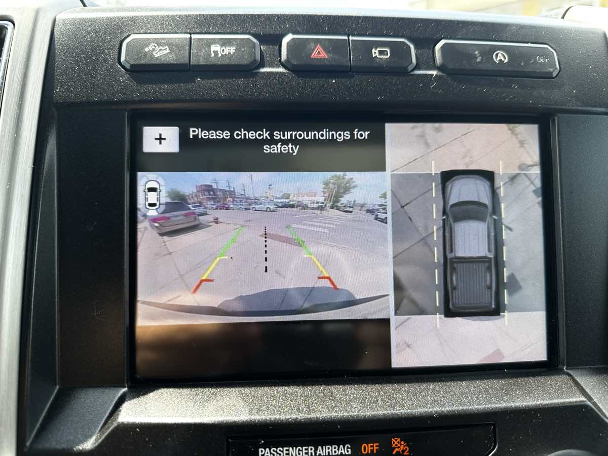 2019 Ford F-150 Platinum photo 35