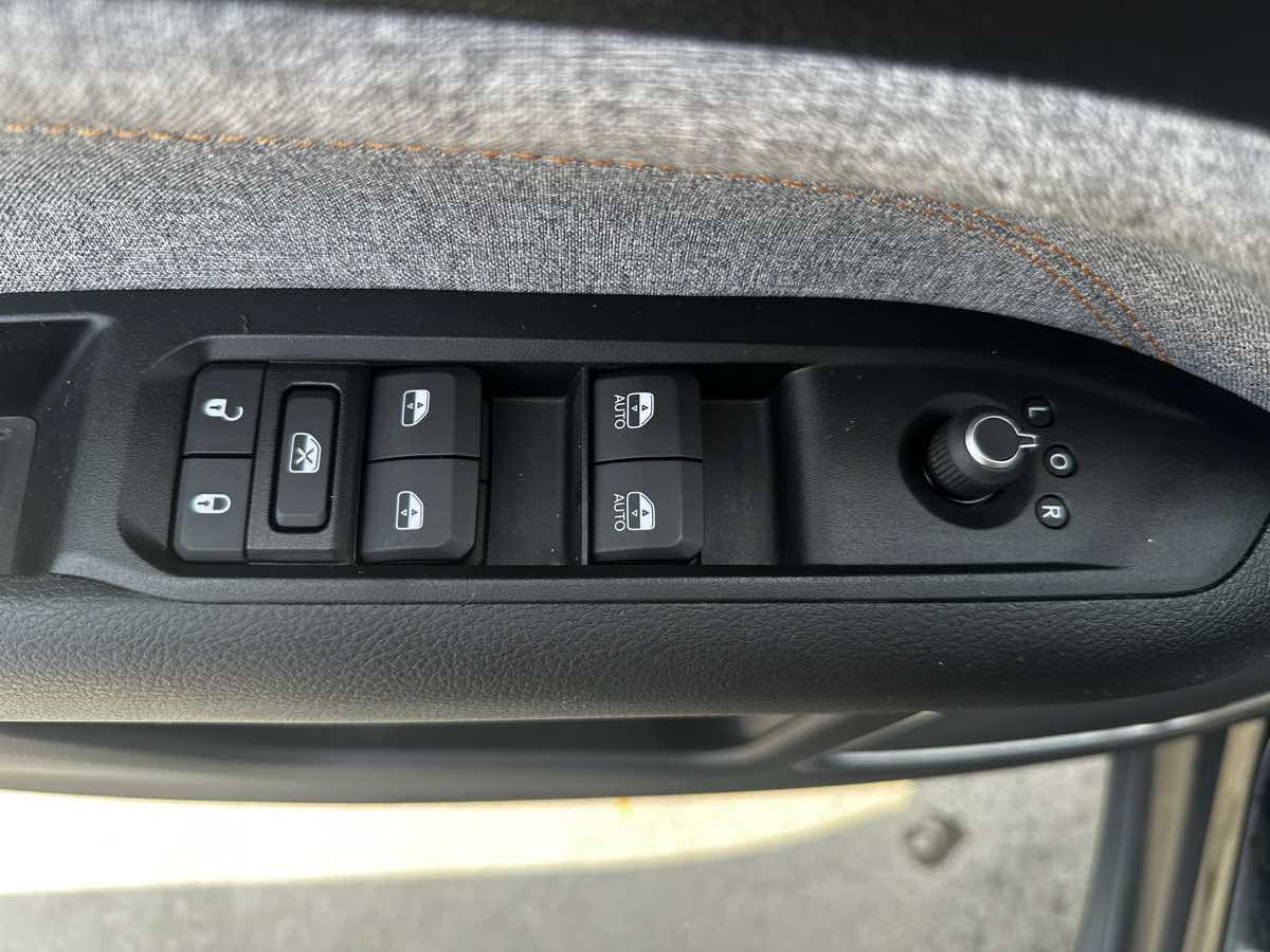 2022 Jeep Compass Sport photo 7
