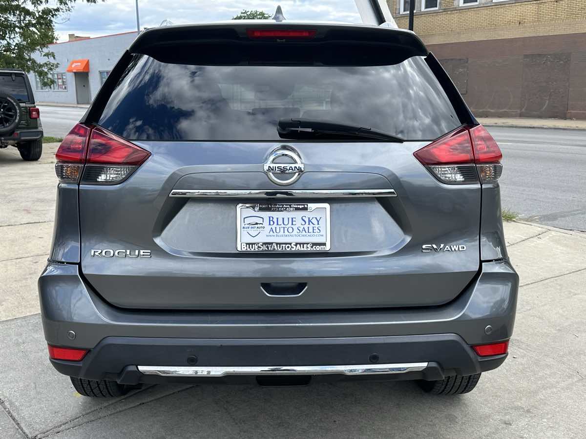 2020 Nissan Rogue SL photo 2