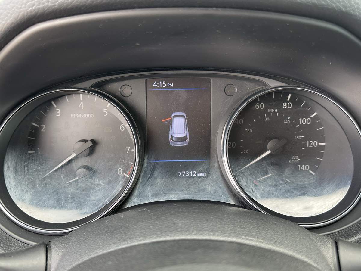 2020 Nissan Rogue SL photo 12