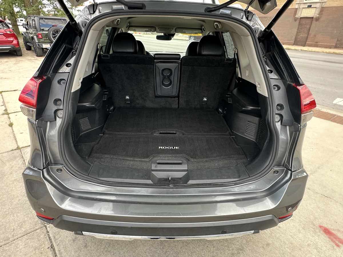 2020 Nissan Rogue SL photo 25