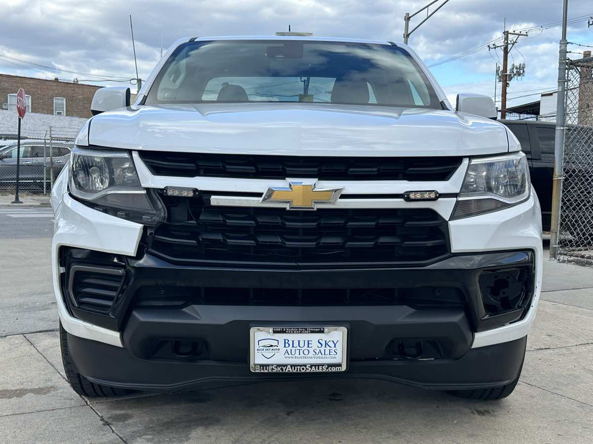 2021 Chevrolet Colorado LT photo 2