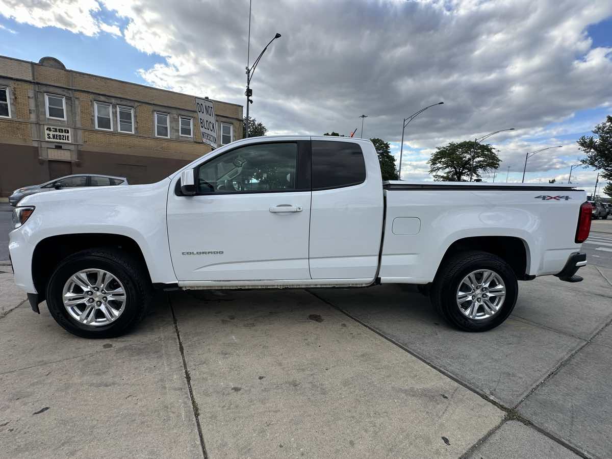 2021 Chevrolet Colorado LT photo 8