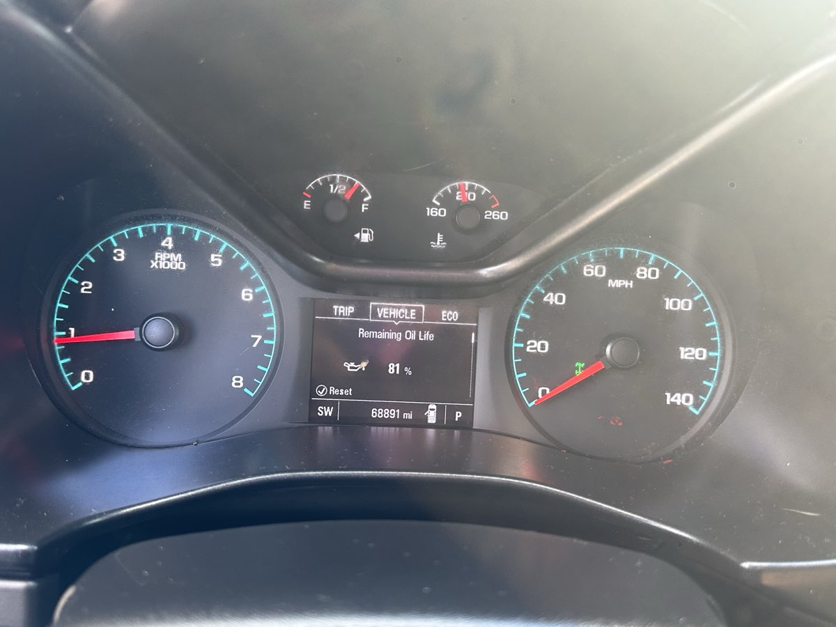 2021 Chevrolet Colorado LT photo 16