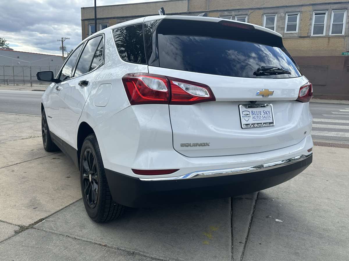 2019 Chevrolet Equinox LT photo 4