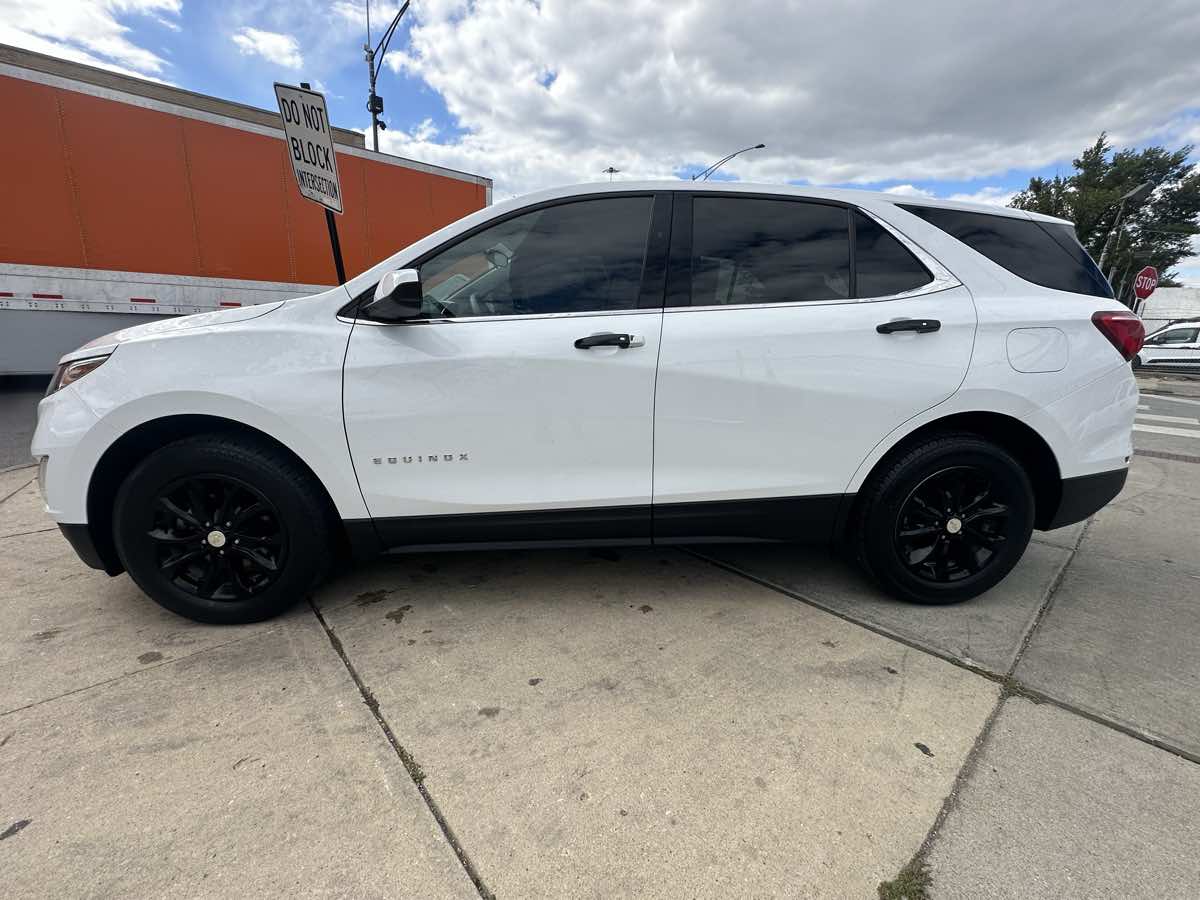 2019 Chevrolet Equinox LT photo 5